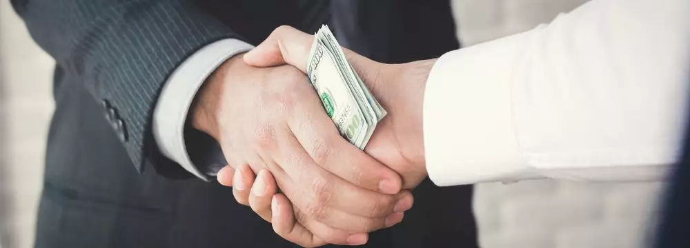 O Que É Corrupção Ativa e Passiva e Quais Suas Diferenças?  