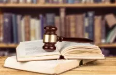 Entenda o que é Jurisprudência e a diferença do Precedente  