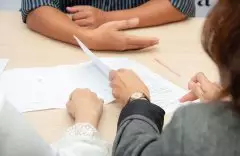 O Que É Visto Confere?  